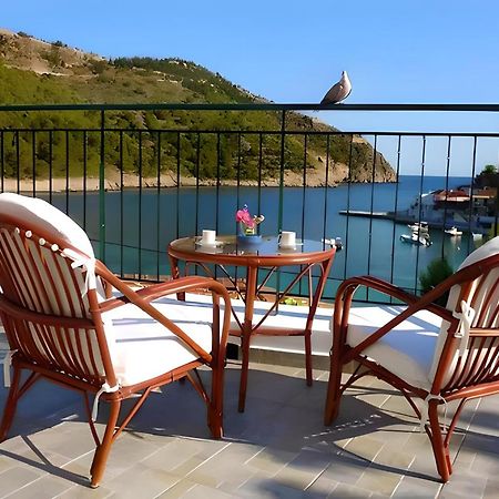 Dionos Villa 아소스 외부 사진