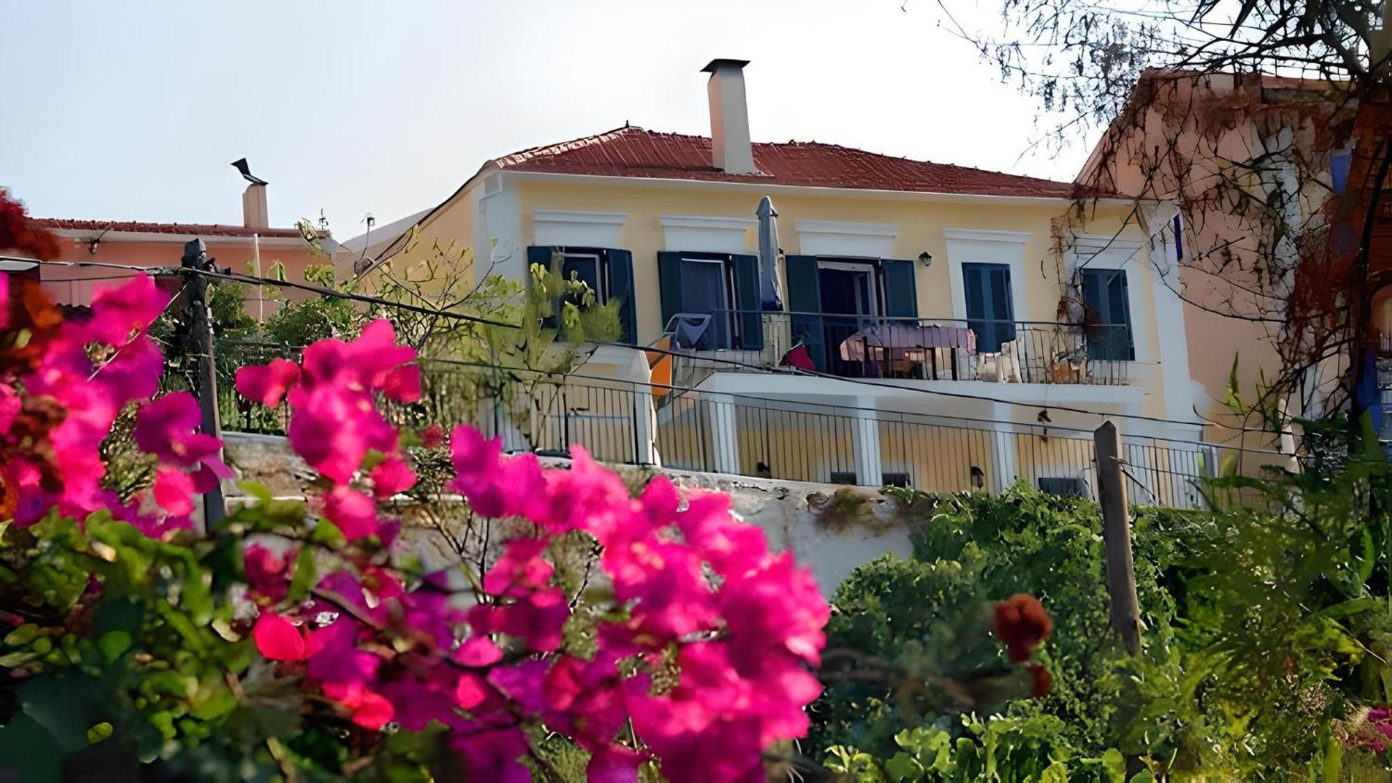 Dionos Villa 아소스 외부 사진